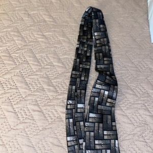 Joseph & Feiss International tie and John Sparks New York pocket square